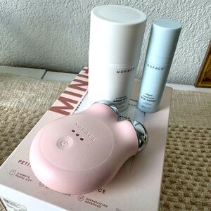 NUFACE Mini+ petite microcurrent device